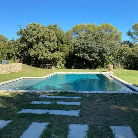 Charmant Mazet Nimes Exterior photo